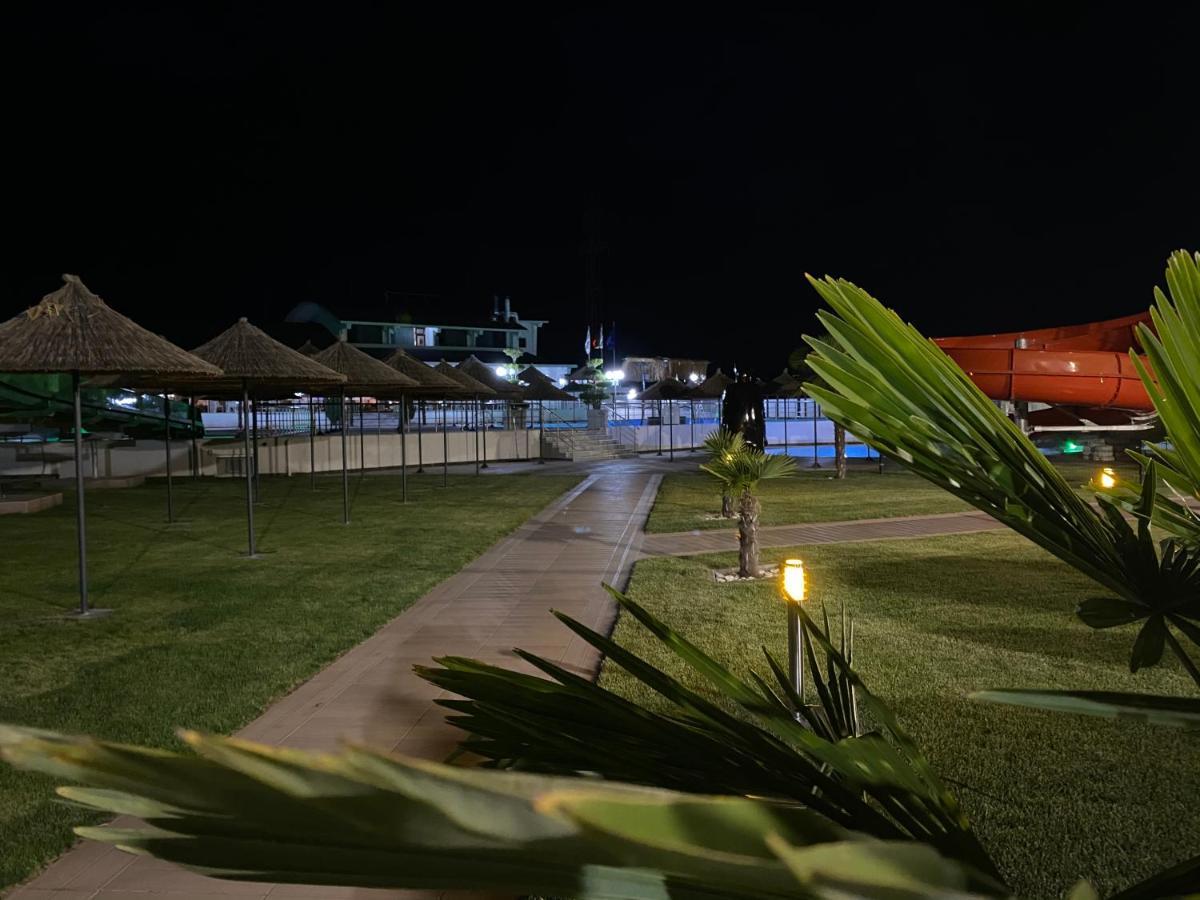 Hotel Aqua Kurdzhali ภายนอก รูปภาพ