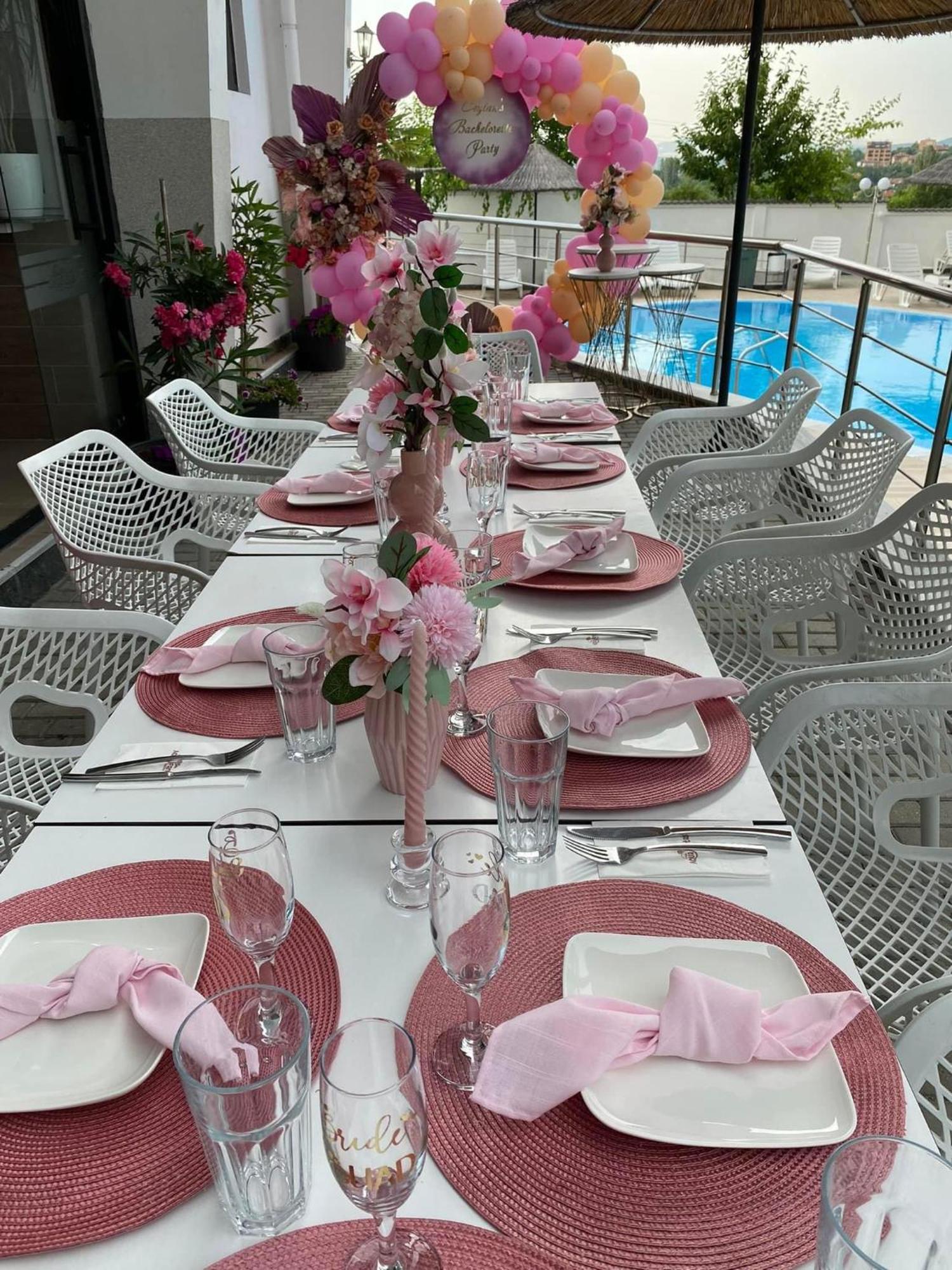 Hotel Aqua Kurdzhali ภายนอก รูปภาพ
