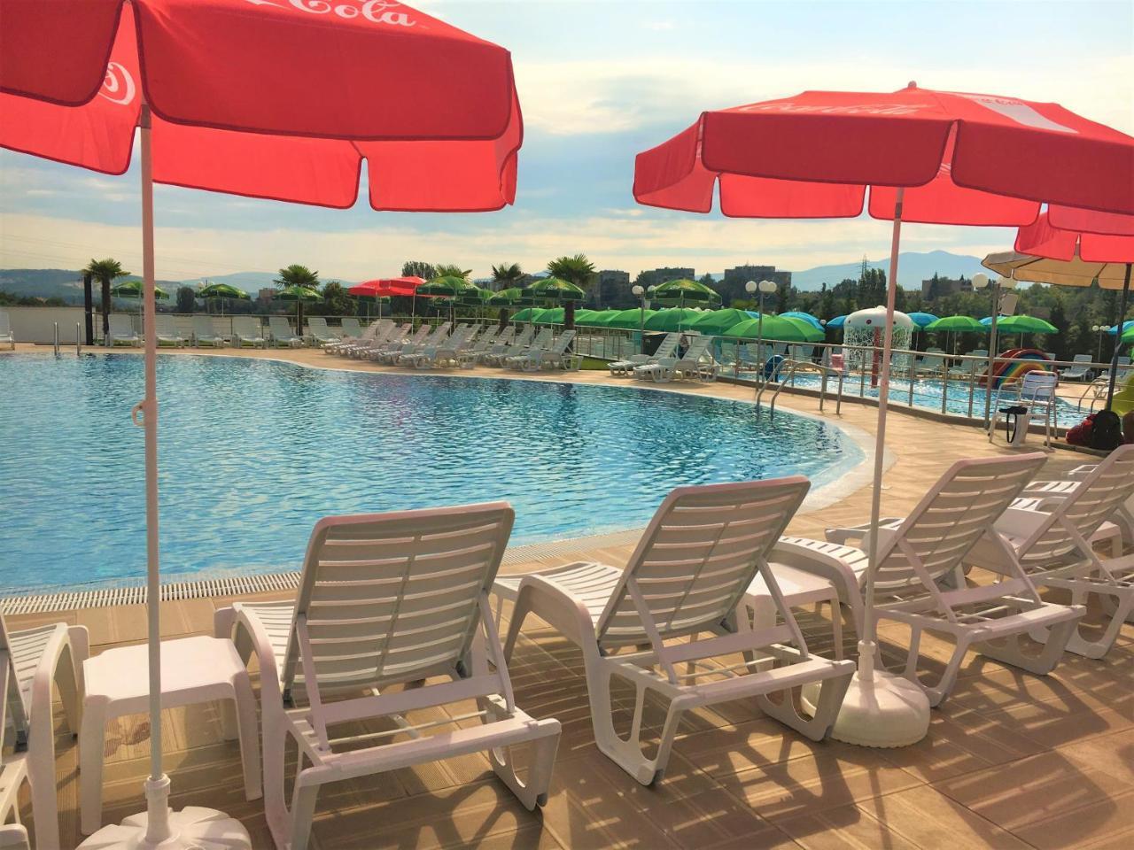 Hotel Aqua Kurdzhali ภายนอก รูปภาพ
